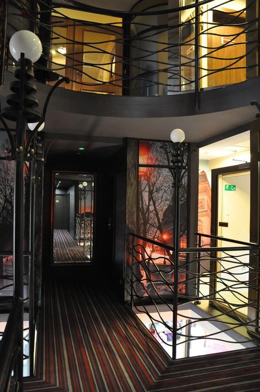 Hotel Atrium Nowy Tomyśl Екстериор снимка