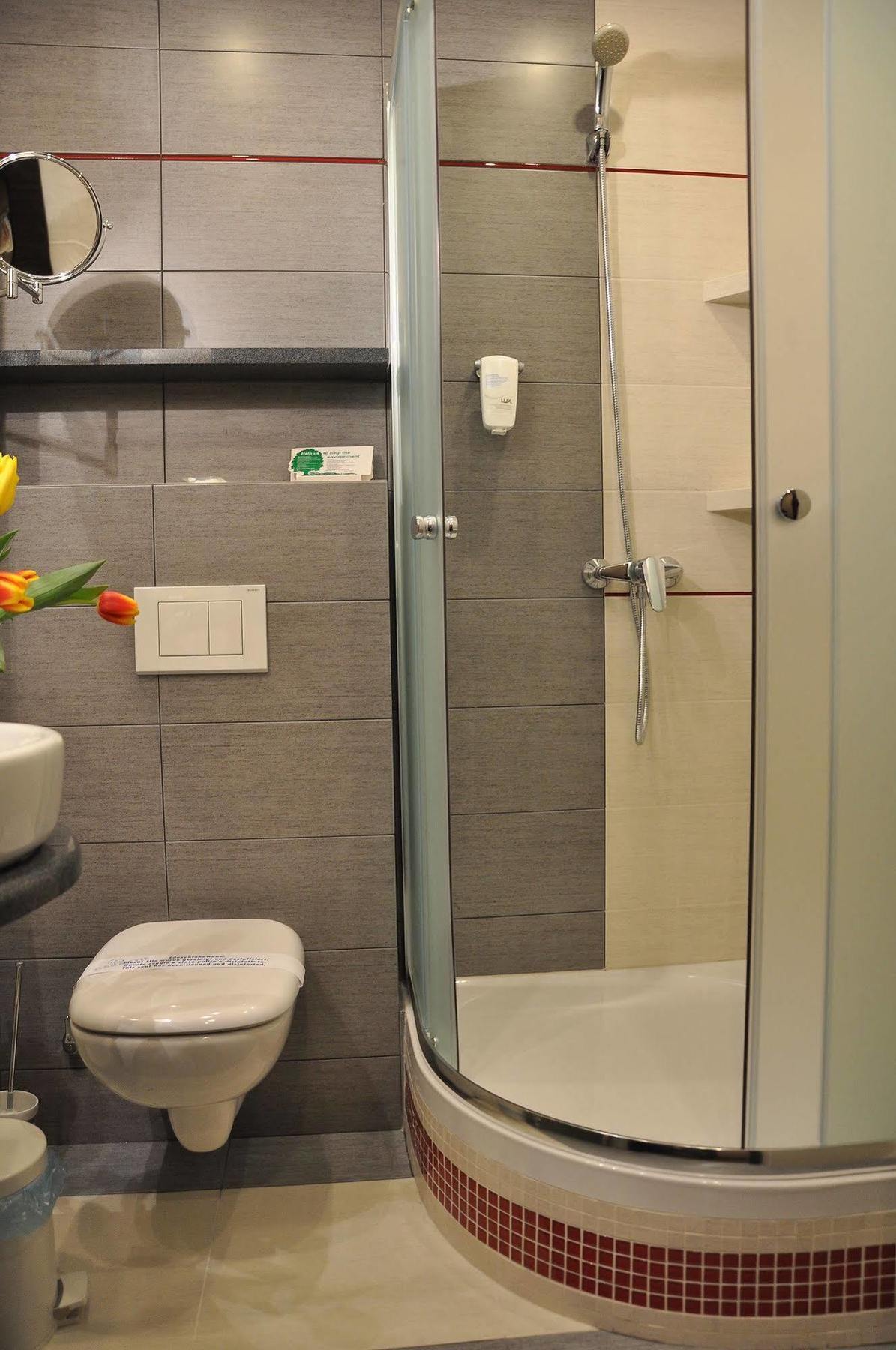 Hotel Atrium Nowy Tomyśl Екстериор снимка